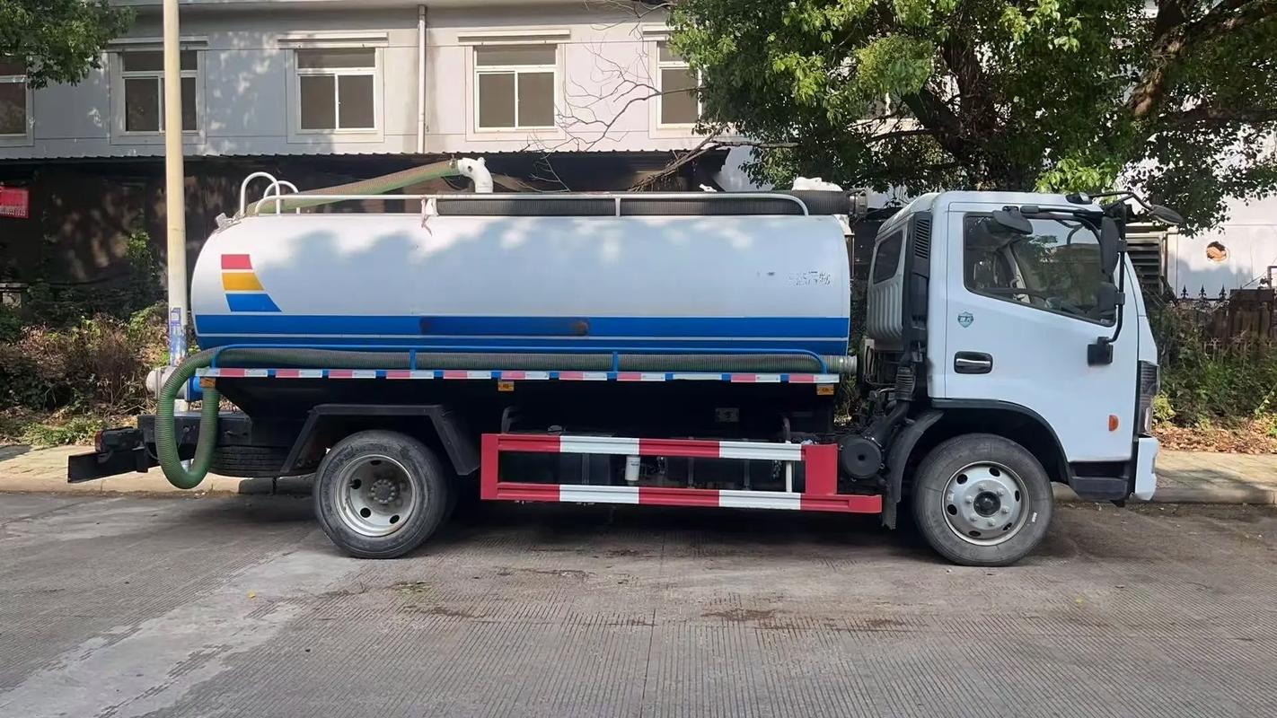 9成新8方二手吸粪车/吸污车转让 精品车况，机会难得